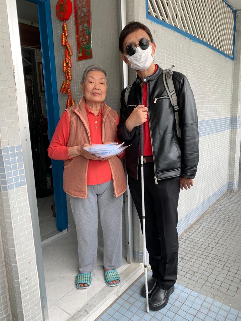 PoDs colleague visit the elderly 
